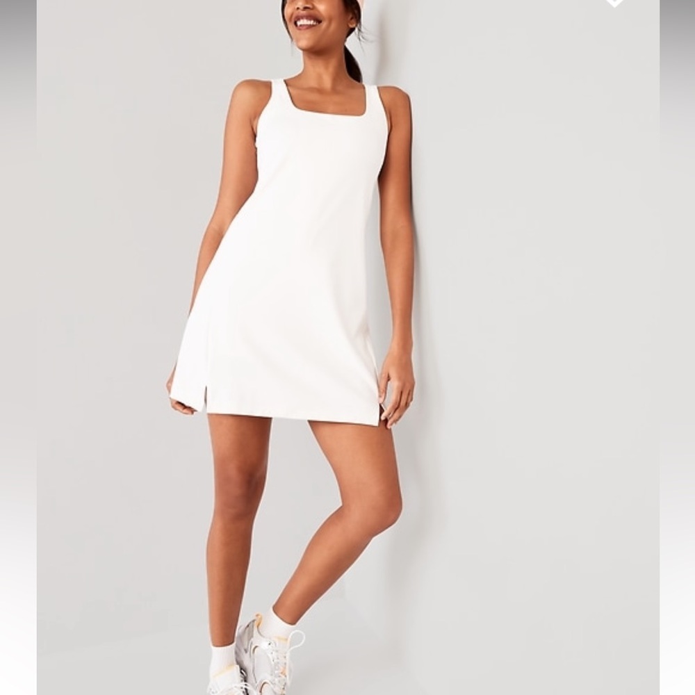 Old Navy Womens size medium tall activewear dress NWT